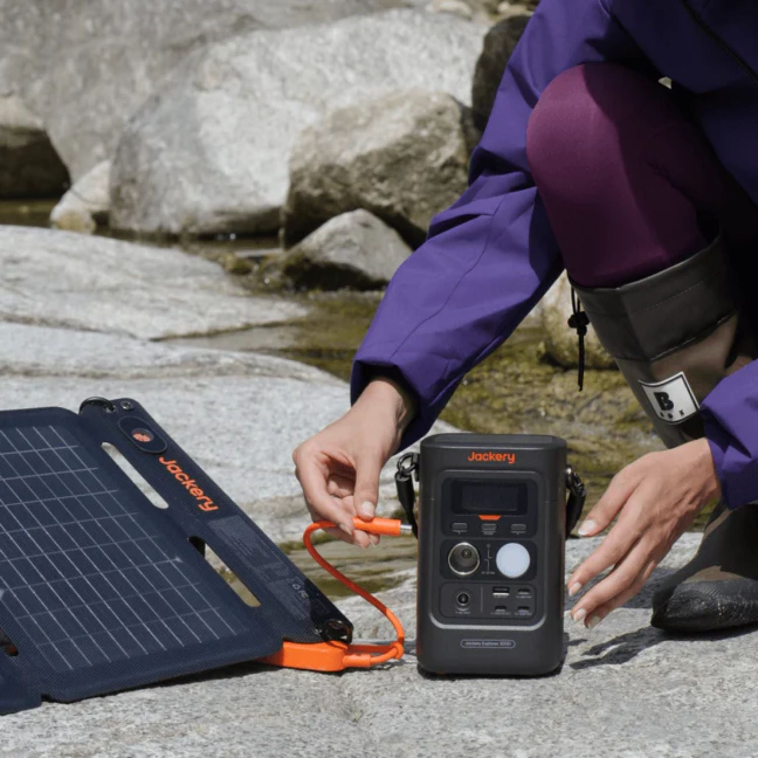 Jackery Explorer 300D Portable Power Station | 288Wh | 300W | 100W