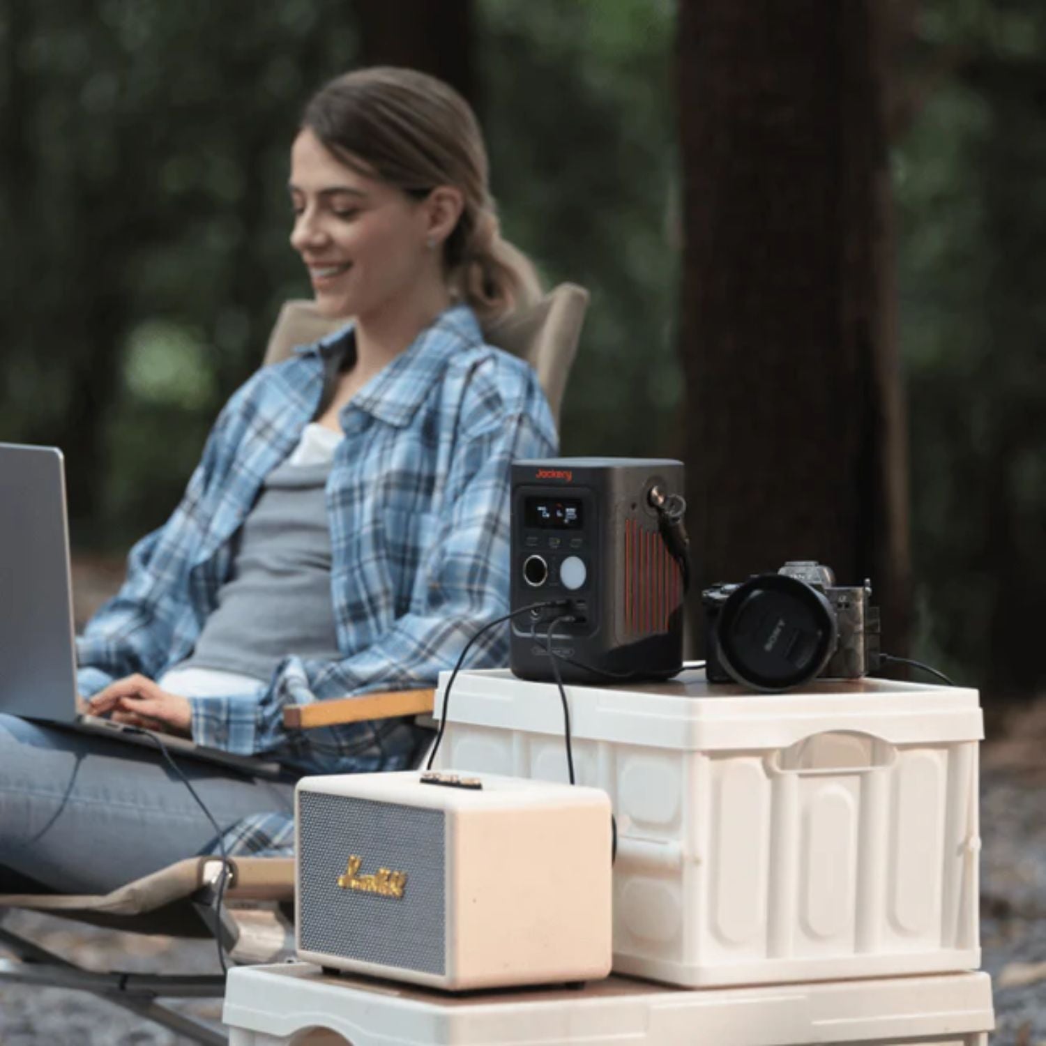 Jackery Explorer 300D Portable Power Station | 288Wh | 300W | 100W Solar Input