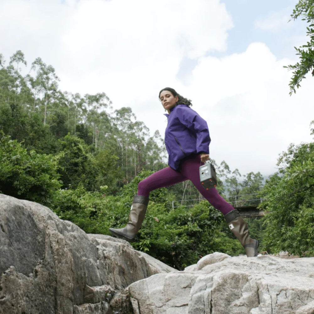 Jackery Explorer 300D Portable Power Station | 288Wh | 300W | 100W Solar Input