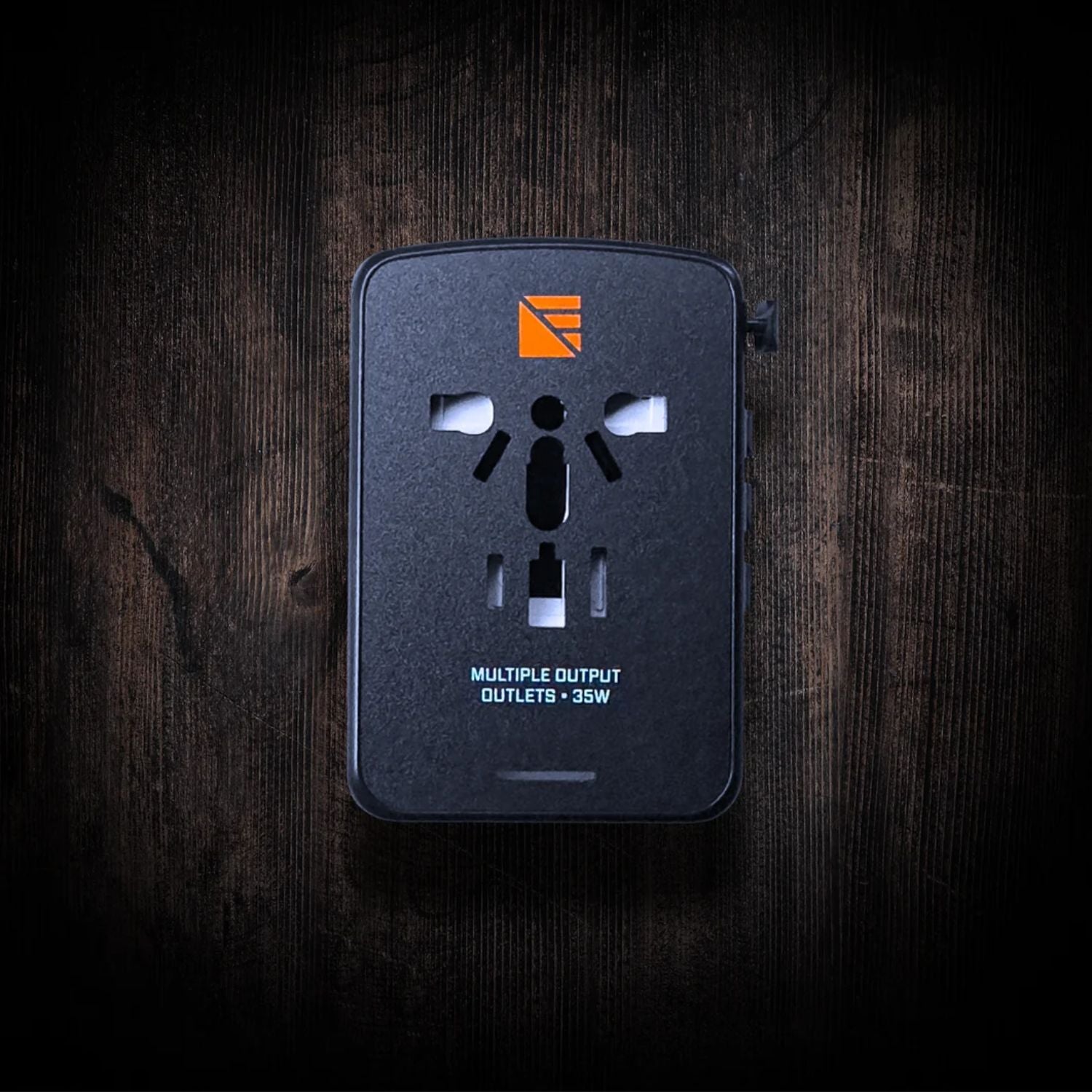 Dark Energy Int'l Wall Adapter front view