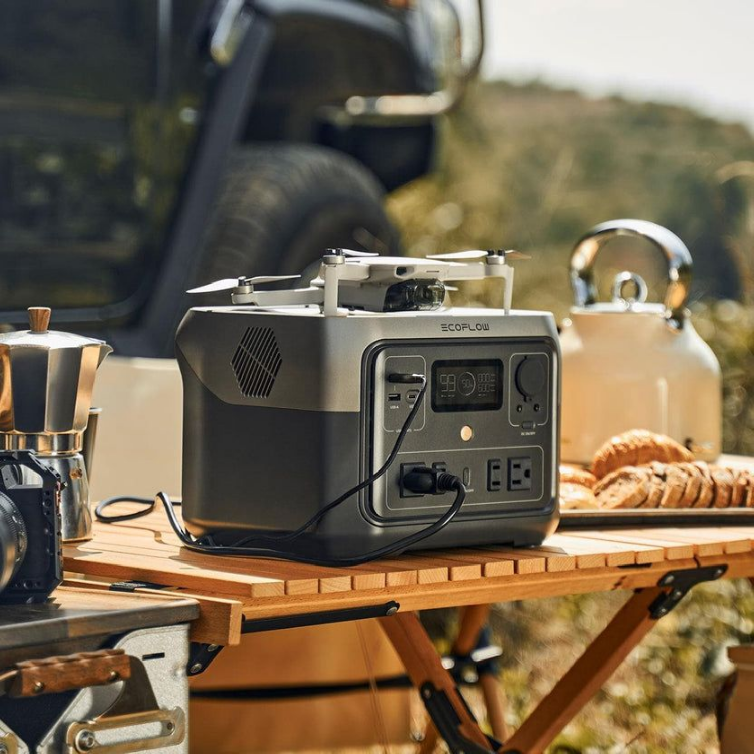 EcoFlow RIVER 2 Max 500 Portable Power Station on the table 