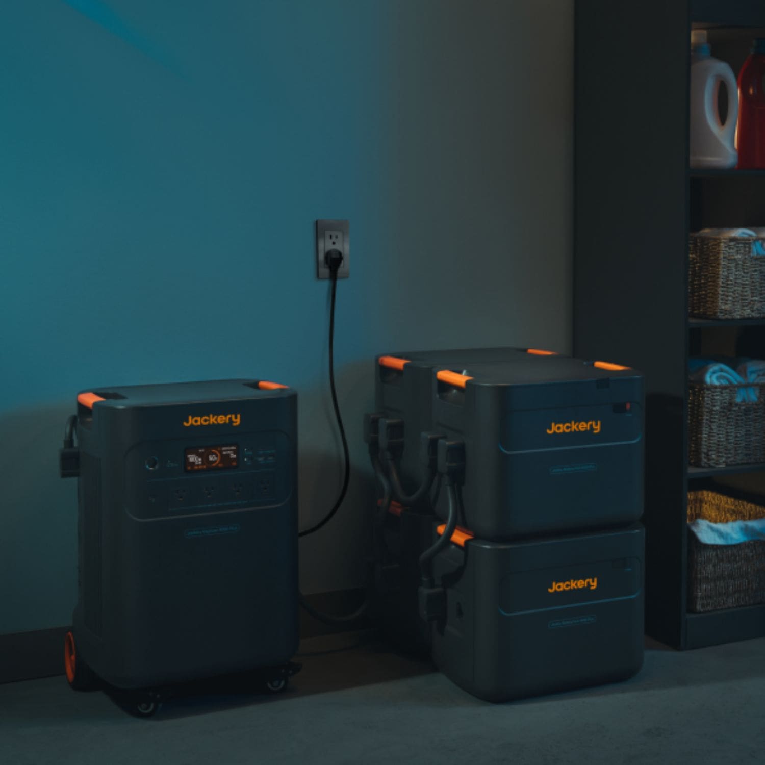 Jackery Explorer 5000 Plus + 4 Jackery Battery Pack 5000 Plus