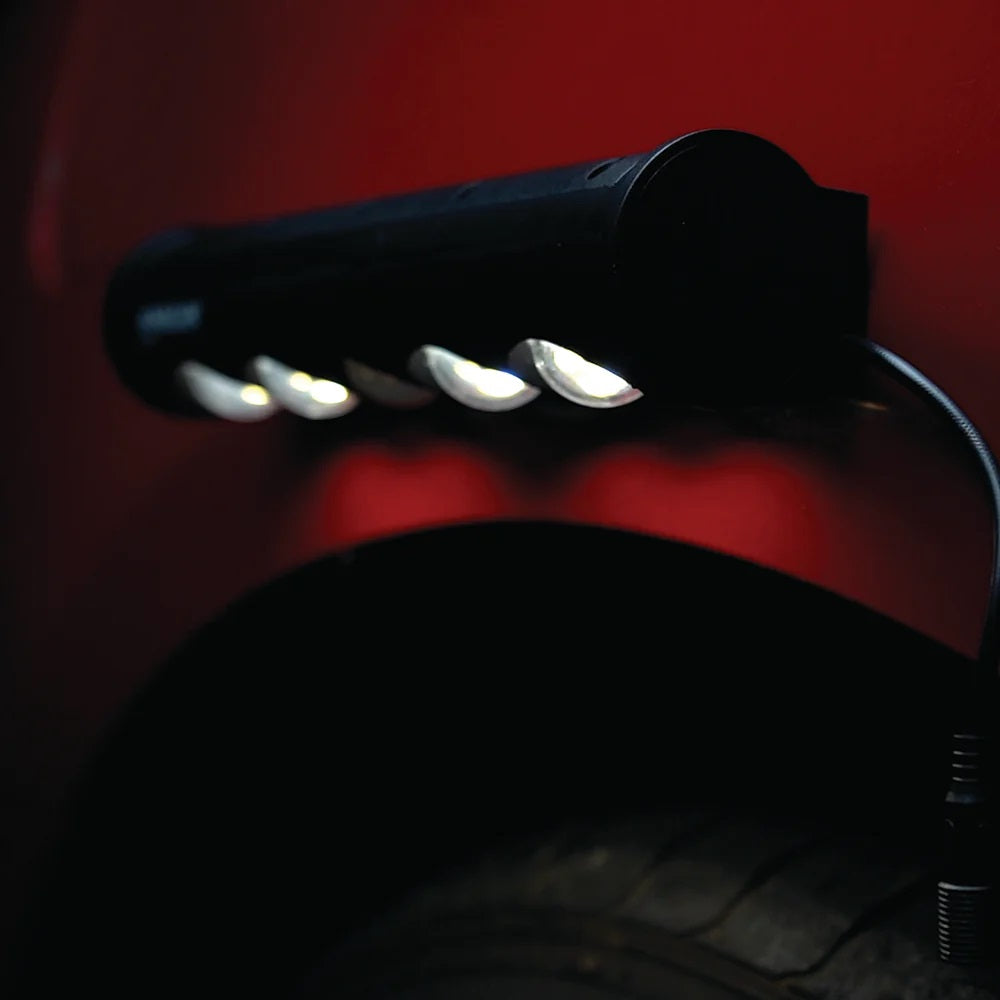 Wagan 1000Lm In & Out Detachable Solar Wall Light On Car