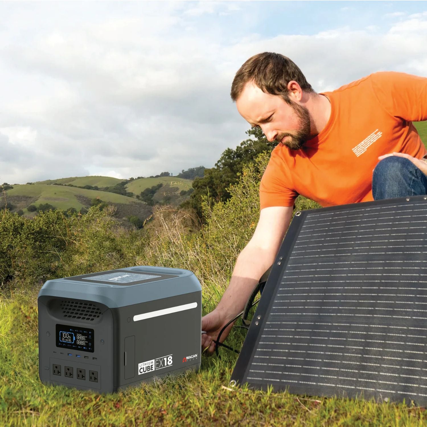 Wagan Lithium Cube™ EX18 connected to a solar panel