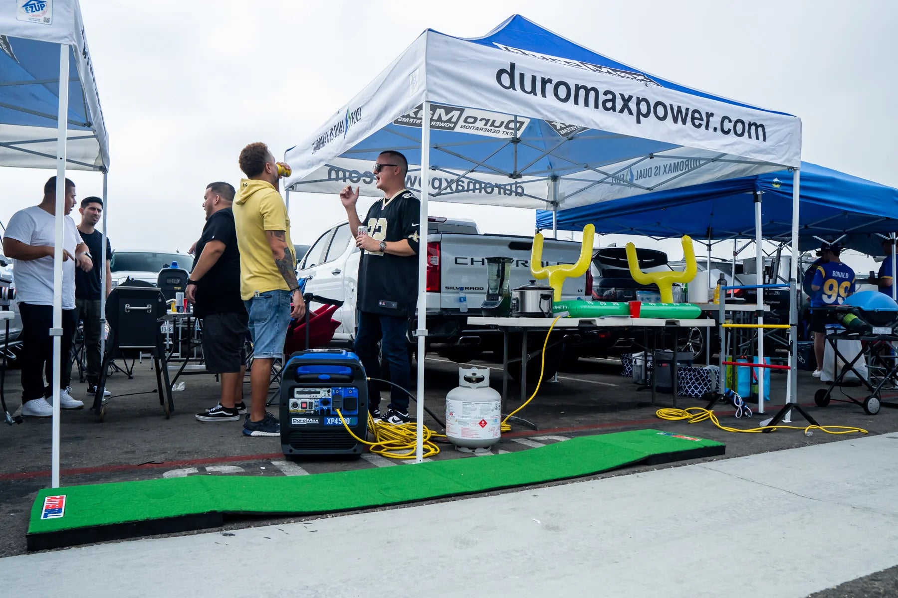 DuroMax XP4500iH Generator At An Expo