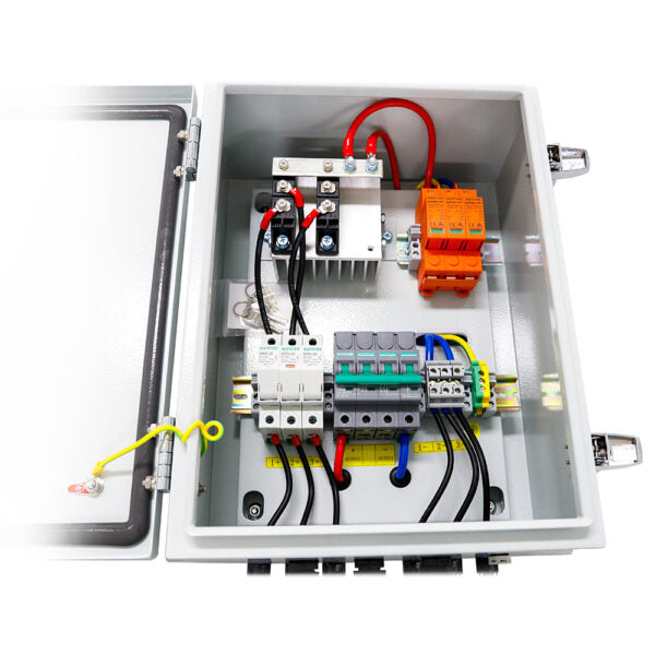 Inside The AIMS Power 60A Solar Array Combiner Box