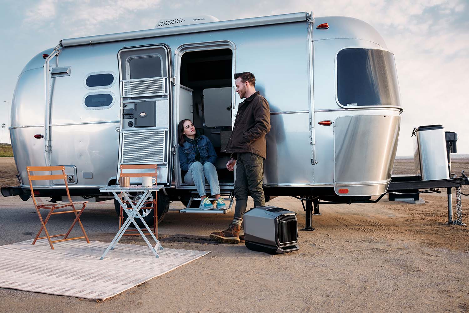 EcoFlow WAVE 2 Portable Air Conditioner & Heater Outbound Power