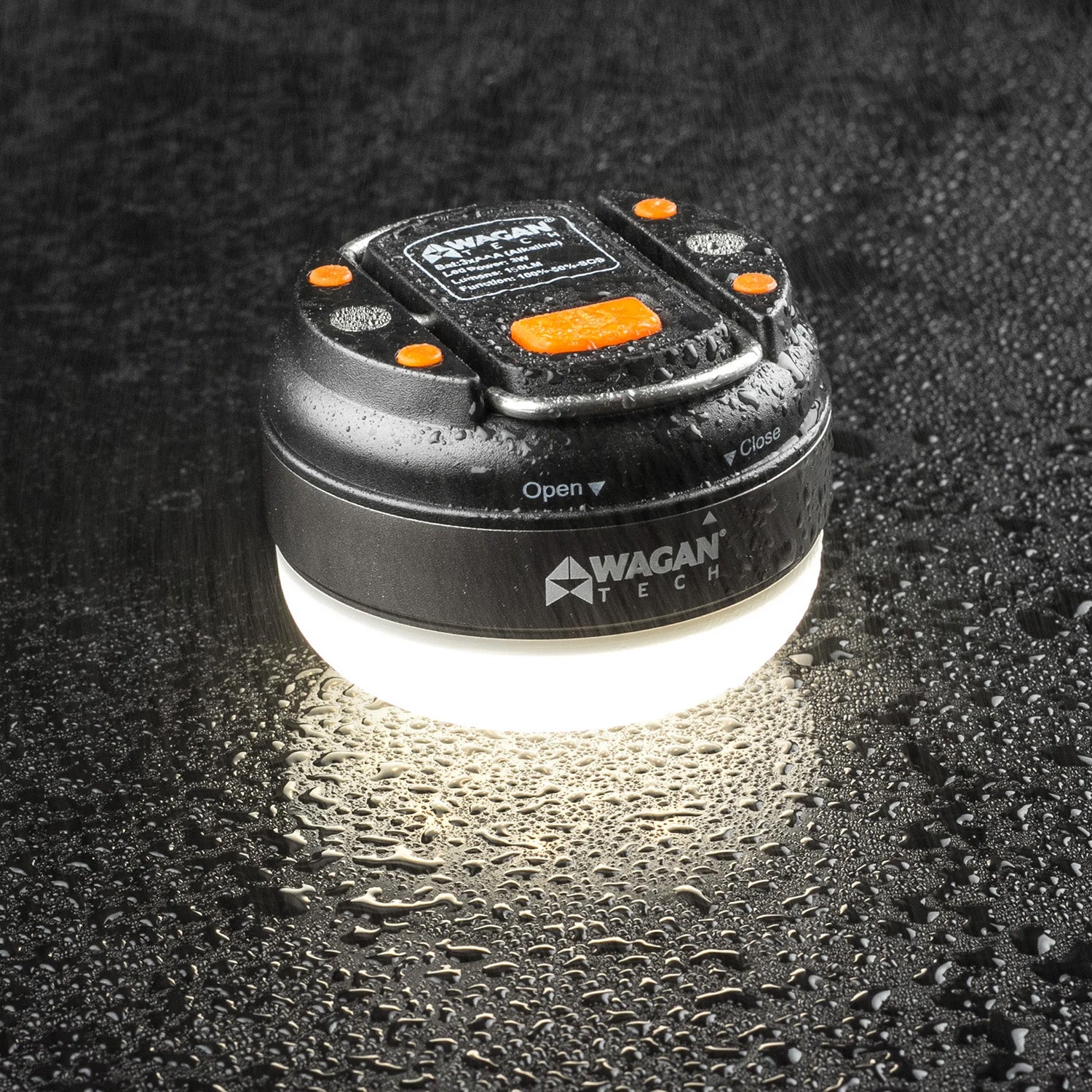 Wagan Brite-Nite Dome Lantern In the Rain
