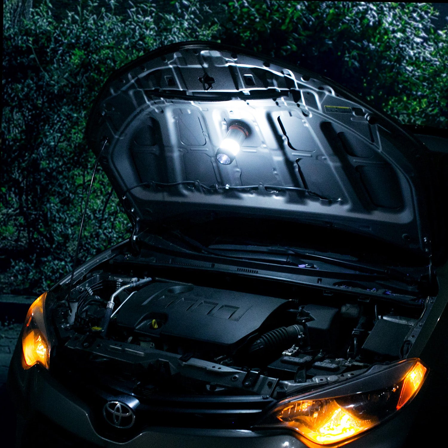 Wagan Brite-Nite Pop-Up USB Lantern Lighting Under a Car Hood